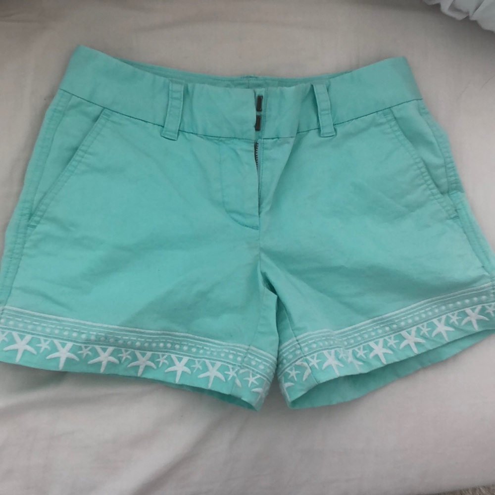 Vineyard Vines mint green shorts